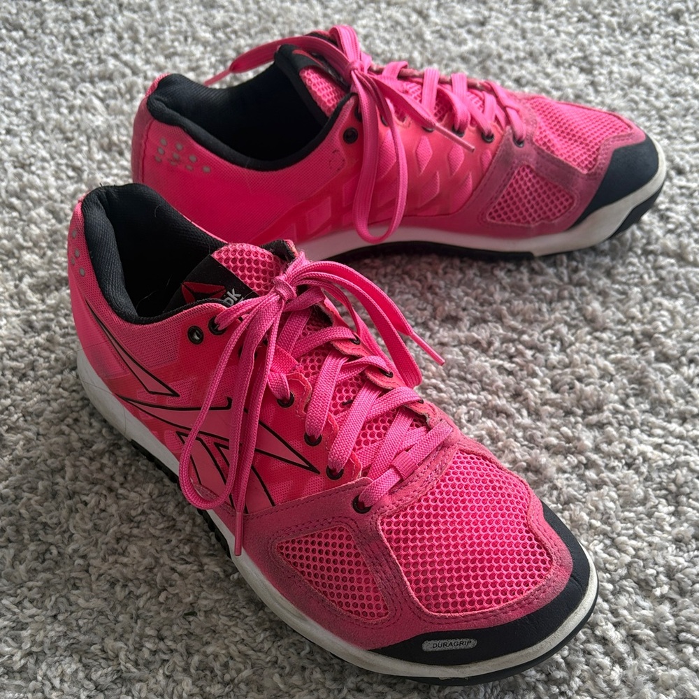 Reebok Women's Vibrant Pink CrossFit Shoes - Picture 3 of 6